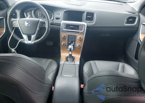 2016 Volvo S60 Premier из США, поврежденный, VIN LYV402FK9GB113481